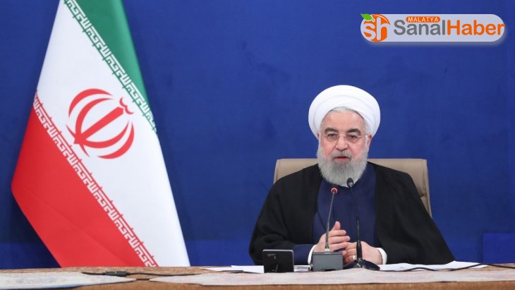 İran Cumhurbaşkanı Ruhani: 'Yarın beyaz bölgelerde camiler yeniden açılıyor'