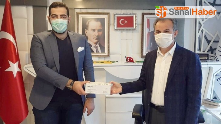 İş Adamı Gürsoy'dan Adıyaman Belediyesine 10 bin maske