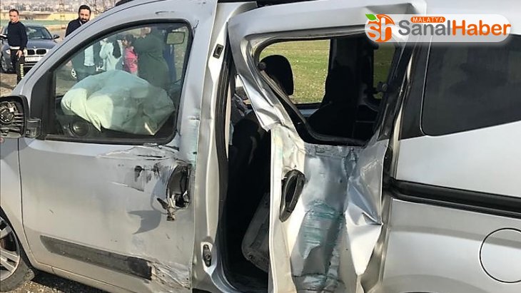 Kahramanmaraş'ta hafif ticari araç bariyerlere çarptı: 1 ölü