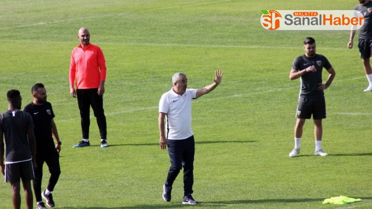 Kayserispor’da Samet Aybaba istifa etti