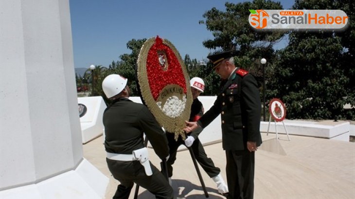 Kıbrıs'ın Fethi'nin 448'inci yılı KKTC'de törenlerle kutlanıyor