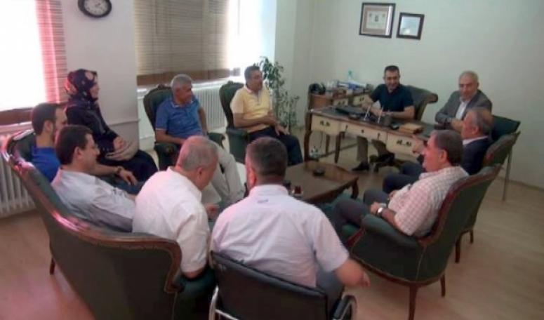 Malatya İl Teşkilatı Eski Milletvekili İhsan Koca'yı Ziyaret Etti