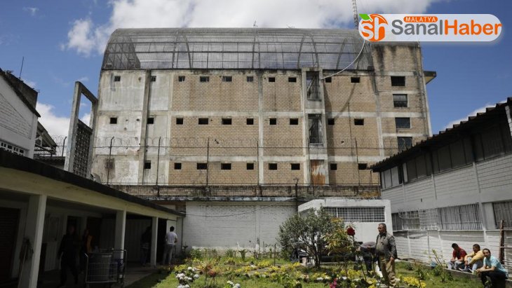 Kolombiya'da cezaevinde korona virüs isyanı: 23 mahkum öldü