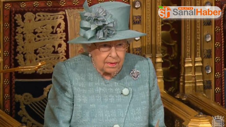 Kraliçe, Parlamento açılış konuşmasını gerçekleştirdi