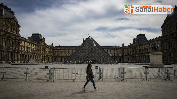 Louvre Müzesi açılmaya hazırlanıyor