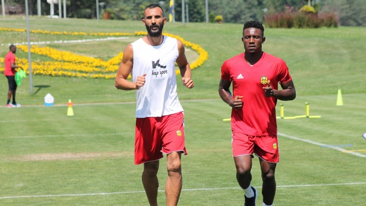 Evkur Yeni Malatyaspor’da yeni kaptan Yalçın Ayhan