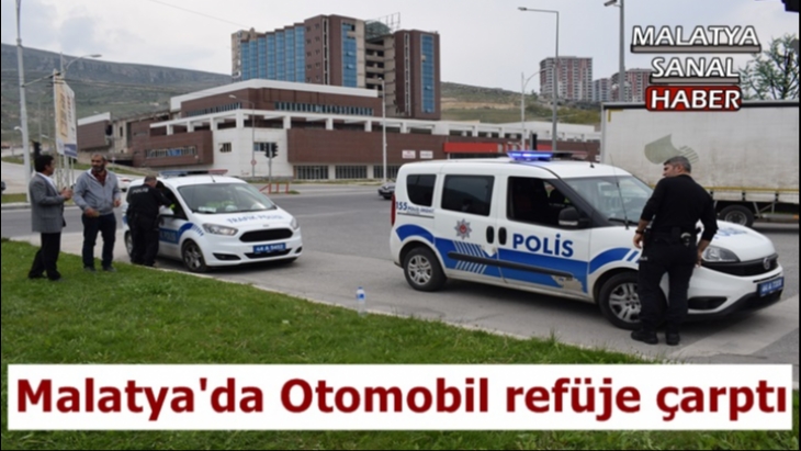 Malatya'da Otomobil refüje çarptı