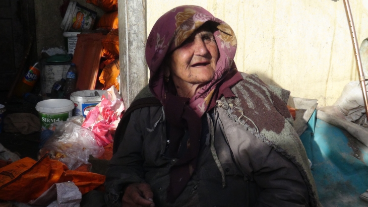 Doğanşehirde Kaymakamın ikna edemediği yaşlı kadın yangında hayatını kaybetti