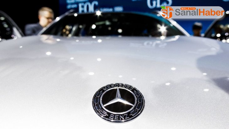 Mercedes, araçlara konum sensörü yerleştirdiğini itiraf etti