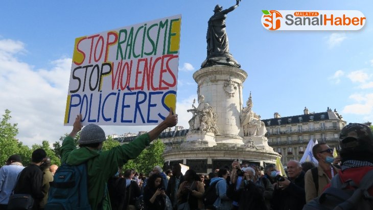 Paris'te ırkçılık karşıtı protesto