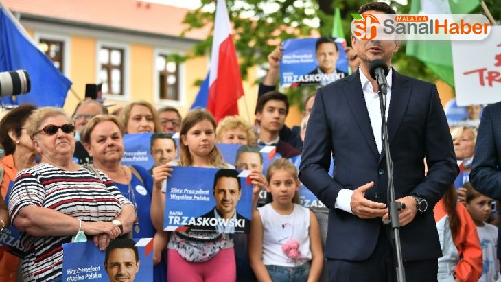 Polonyalılar, cumhurbaşkanlığı seçimlerinin ikinci turu için yarın sandığa gidiyor