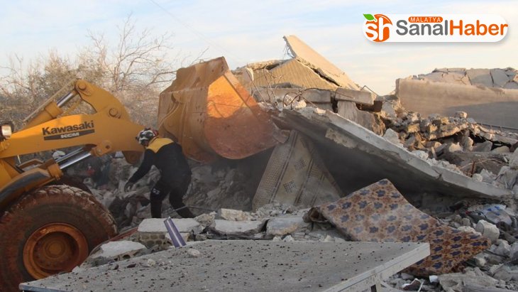 Rus uçakları bir tavuk çiftliğine sığınan sivilleri vurdu: 15 ölü
