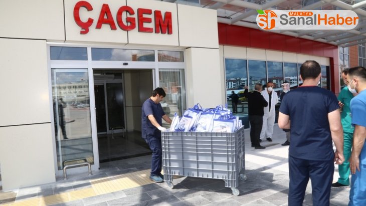 Sivas Belediyesi sağlık çalışanlarını unutmadı