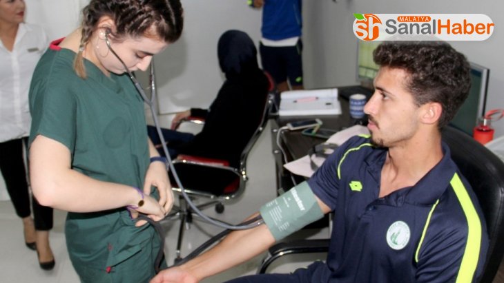 Sivas Belediyesporlu futbolcular sağlık kontrolünden geçti