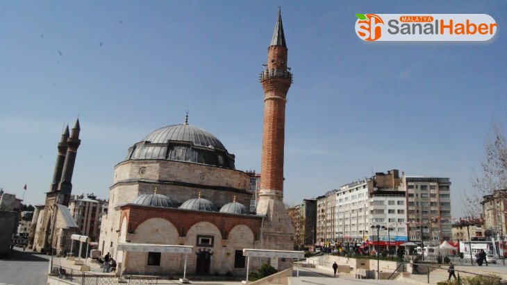 Sivas'ta bin 362 cami bulunuyor