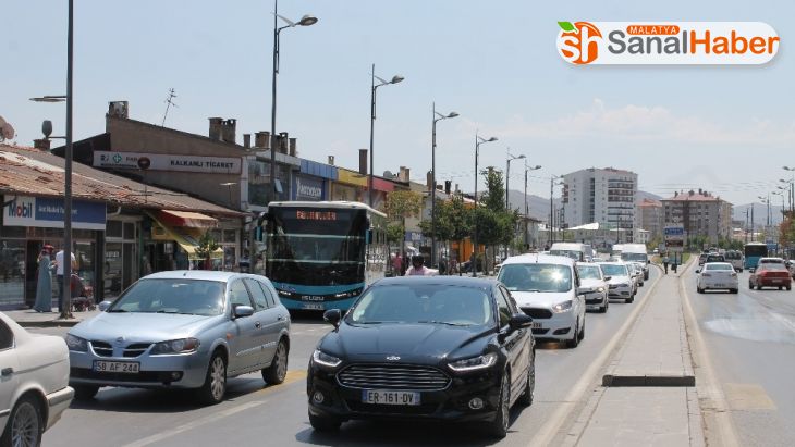 Sivas'ta her 7 kişiye bir motorlu araç düşüyor