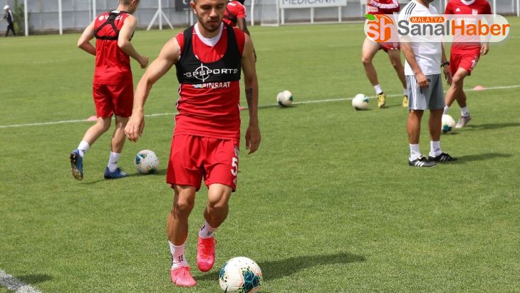 Sivasspor, Konyaspor hazırlıklarını ara vermeden sürdürüyor