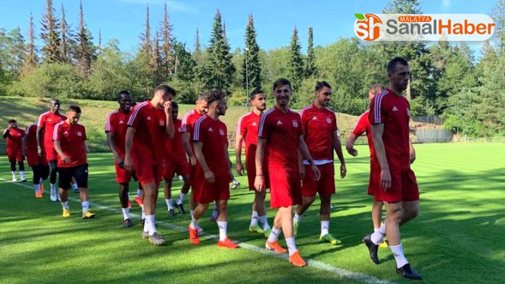 Sivasspor'un Hollanda kampı başladı
