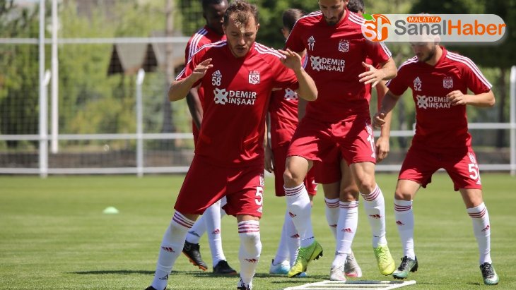 Sivasspor, yeni sezona hırslı hazırlanıyor