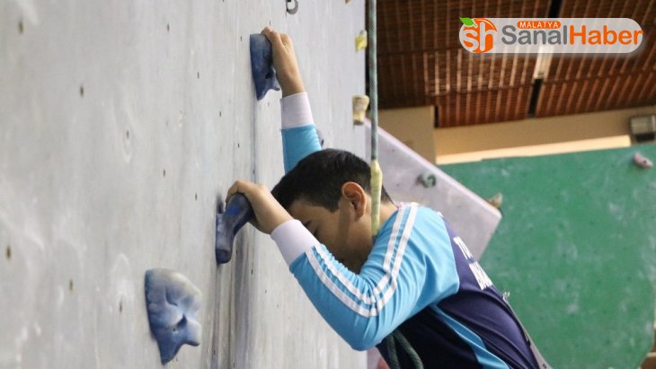 Spor Tırmanış Sivas Şampiyonası başladı