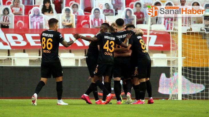 Süper Lig: Sivasspor: 0 - Kayserispor: 1 (İlk yarı)
