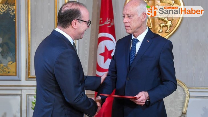 Tunus Cumhurbaşkanı Kays Said, İlyas el-Fahfah'ı hükümeti kurmakla görevlendirdi