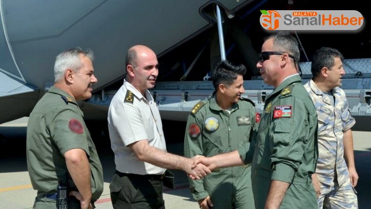 Türk Hava Kuvvetleri'nin uçuş ekibi Azerbaycan'a geldi