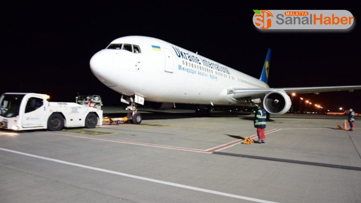 Ukrayna, 4 ülkeye uçak seferlerini başlatıyor