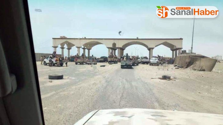 Yemen ordusu, BAE destekli güçlerin kontrol ettiği Aden'e girdi