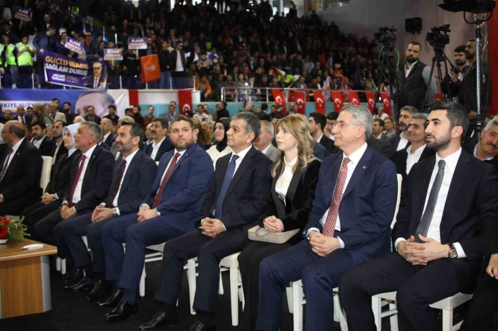 AK Parti Elazığ´da milletvekili adaylarını tanıttı
