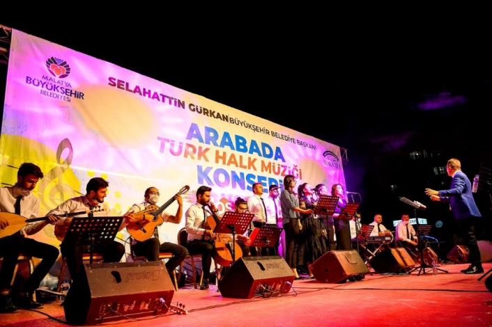 Arabada Türk Halk Müziği konseri
