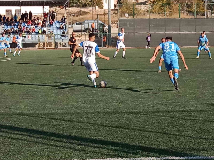 Arguvan Belediye Spor- Siirt İl Özel İdarespor: 1-1
