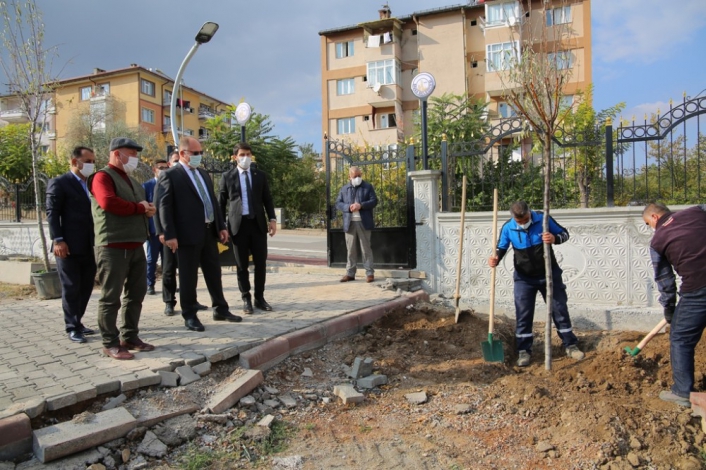 Aydoğan Mezarlığında yenileme çalışmaları tamamlandı
