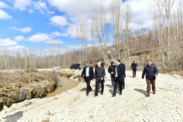 Başkan Çınar, dönüşüm projelerini inceledi
