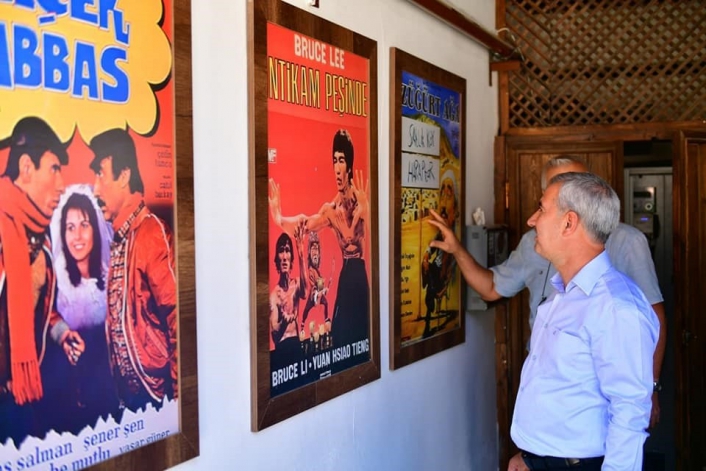 Başkan Çınar, Sinema Müzesi´nde incelemelerde bulundu
