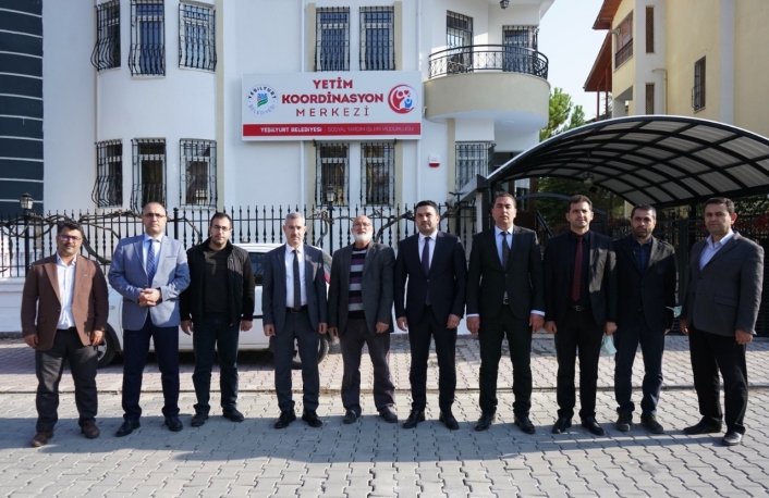 Başkan Çınar, yetim koordinasyon merkezini inceledi
