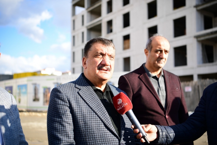 Başkan Gürkan, Danişment Gazi Bulvarında incelemelerde bulundu
