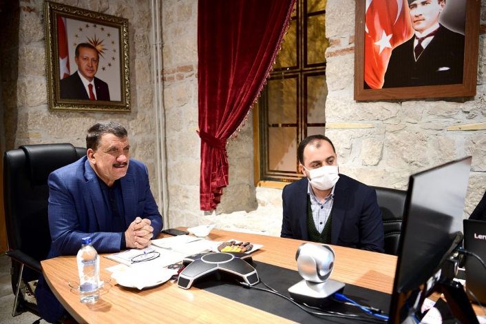 Başkan Gürkan, eğitime destek platformu toplantısına katıldı
