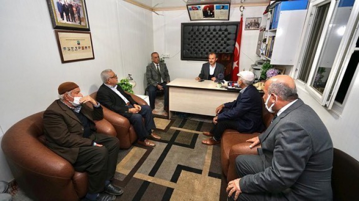 Başkan Kılınç, mahallelerin sorunlarını muhtarlardan dinledi
