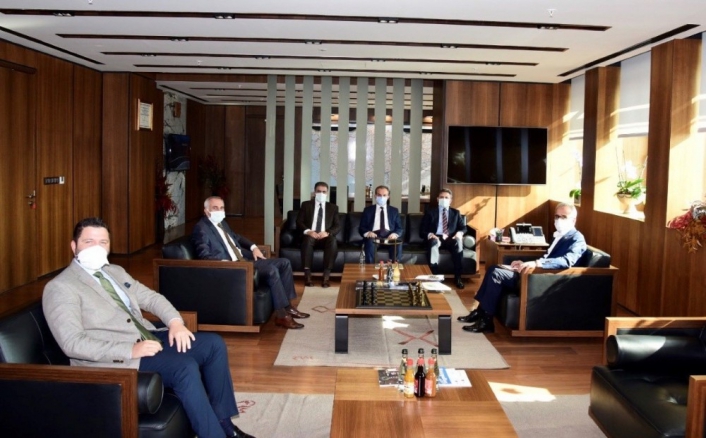 Başkan Kılınç, yeni projeler için Ankara´da temaslarda bulundu
