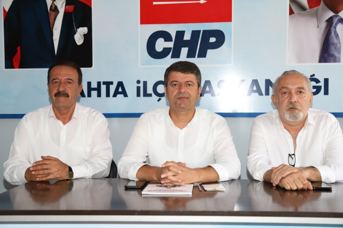 CHP Kahta İlçe Başkanı Celayer basın toplantısı düzenledi
