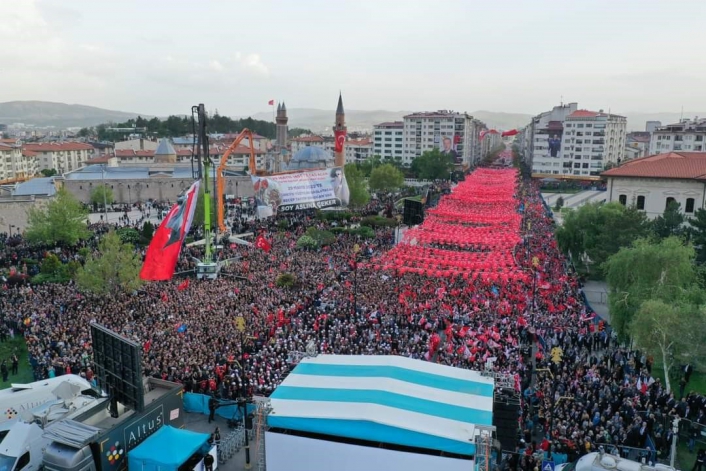 Cumhurbaşkanı Recep Tayyip Erdoğan´ın Sivas paylaşımını milyonlar izledi
