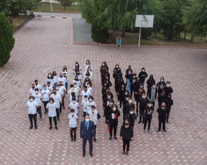 Cumhuriyet Üniversitesi Vakfı Okullarında ekinoks şenliği
