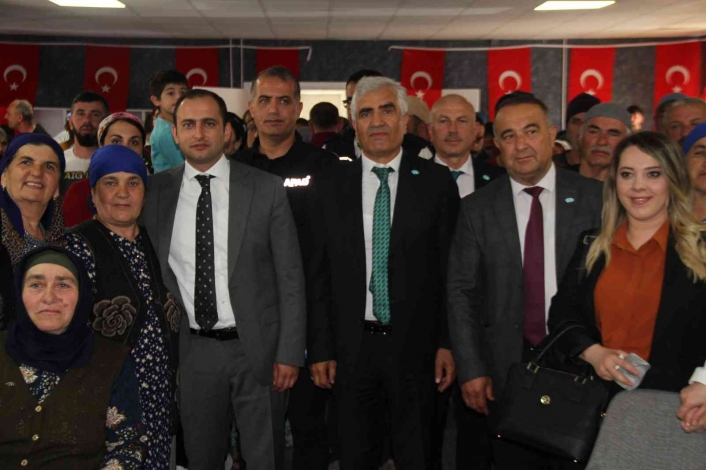 DATÜB Genel Sekreteri Uçar, Ahıska Türkleri ile bir araya geldi
