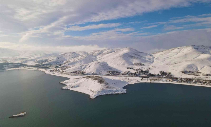 Doğunun gizli denizi Hazar Gölü´nde kış güzelliği
