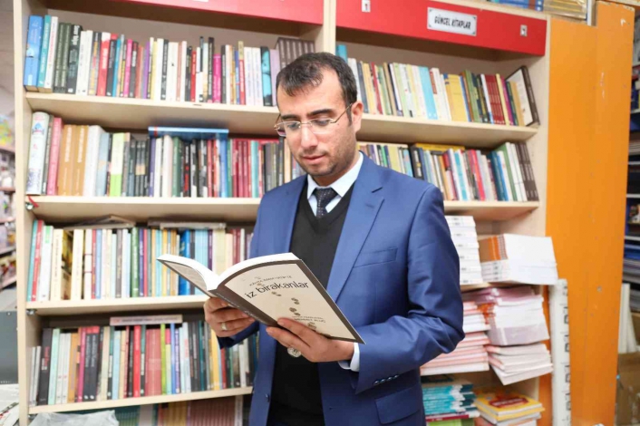 Eğitimci Mehmet Aluç´un ilk kitabı İz Bırakanlar okurla buluştu
