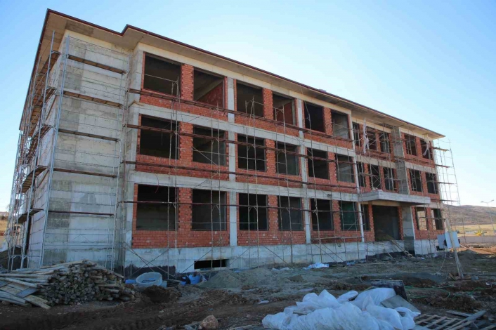 Elazığ Belediyesi tarafından inşa edilen okulda sona yaklaşılıyor
