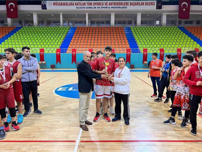 Elazığ´da Basketbol Yerel Lig U14 müsabakaları tamamlandı
