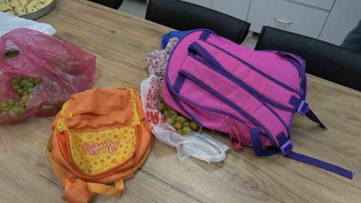Elazığ´da dilenci operasyonu: Okul çantalarından defter kitap yerine para çıkardılar
