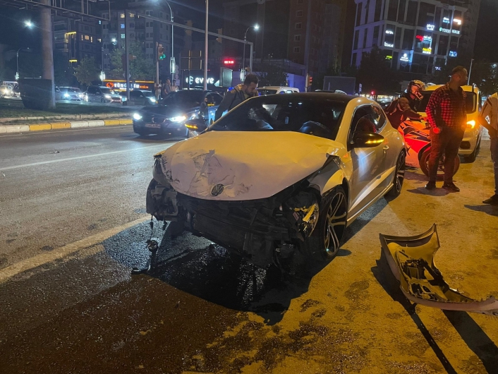 Elazığ´da trafik kazası: 2 yaralı

